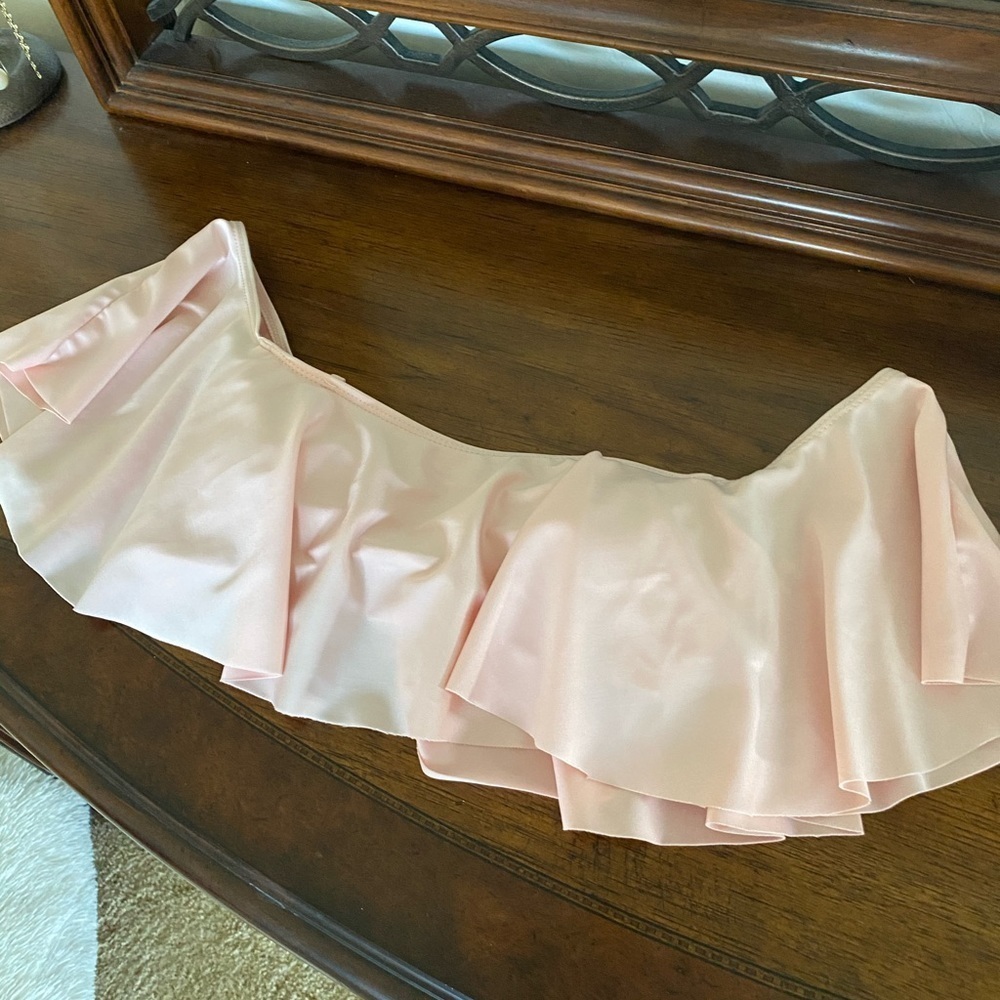 Sexy Ruffle & Strappy Bikini - Picture 5 of 5
